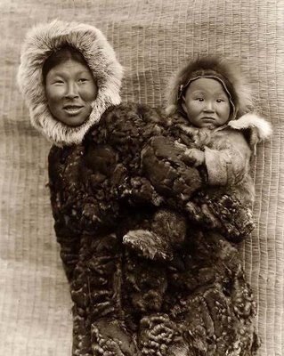 eskimo-woman-and-baby_mzen36.jpg?type=w740 eskimo-woman-and-baby_mzen36.jpg?type=w740